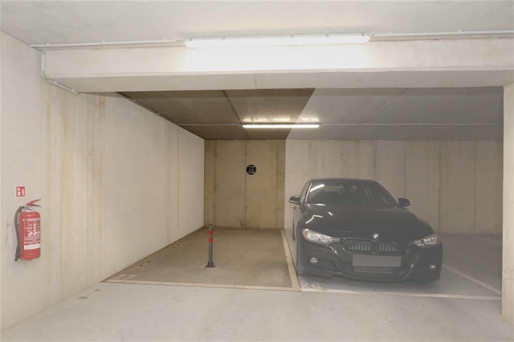 Parking & garage te  koop in Hoeselt 3730 15000.00€  slaapkamers m² - Zoekertje 718