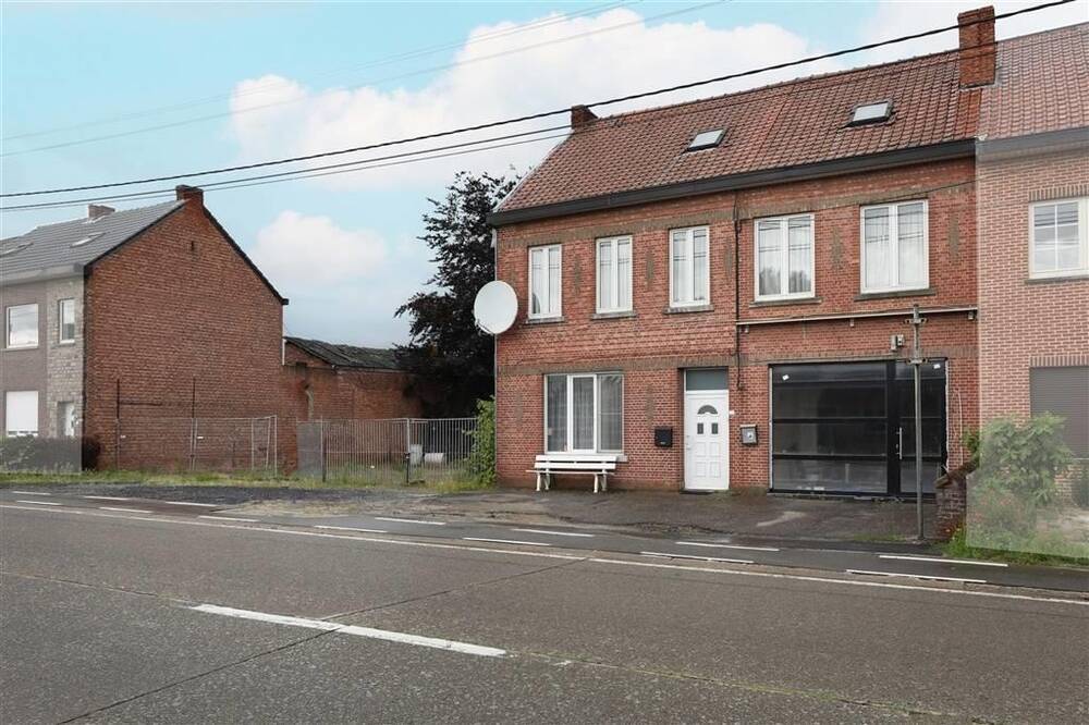 Huis te  koop in Alken 3570 449000.00€ 6 slaapkamers 285.00m² - Zoekertje 1813