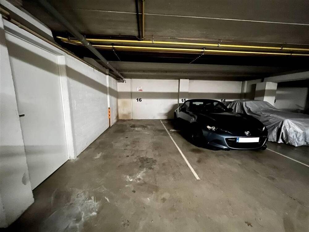Parking & garage te  huur in Diepenbeek 3590 60.00€  slaapkamers m² - Zoekertje 107052