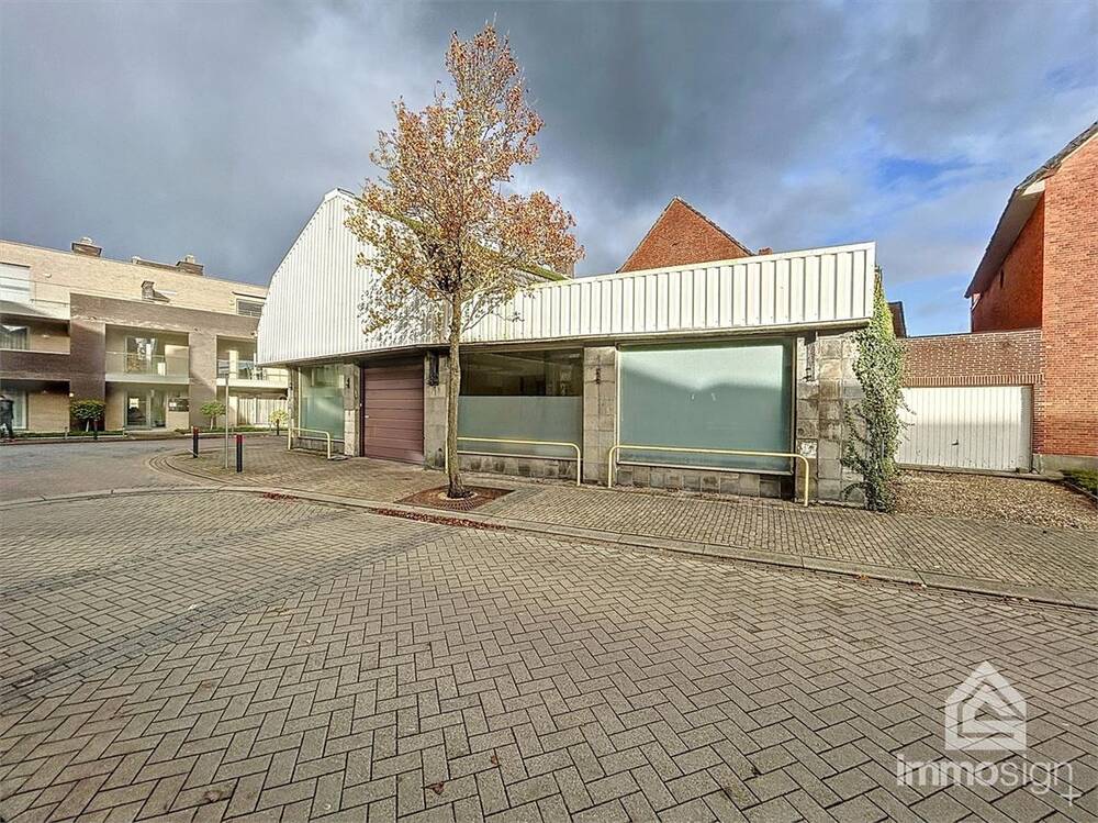 Huis te  koop in Overpelt 3900 0.00€  slaapkamers m² - Zoekertje 108901