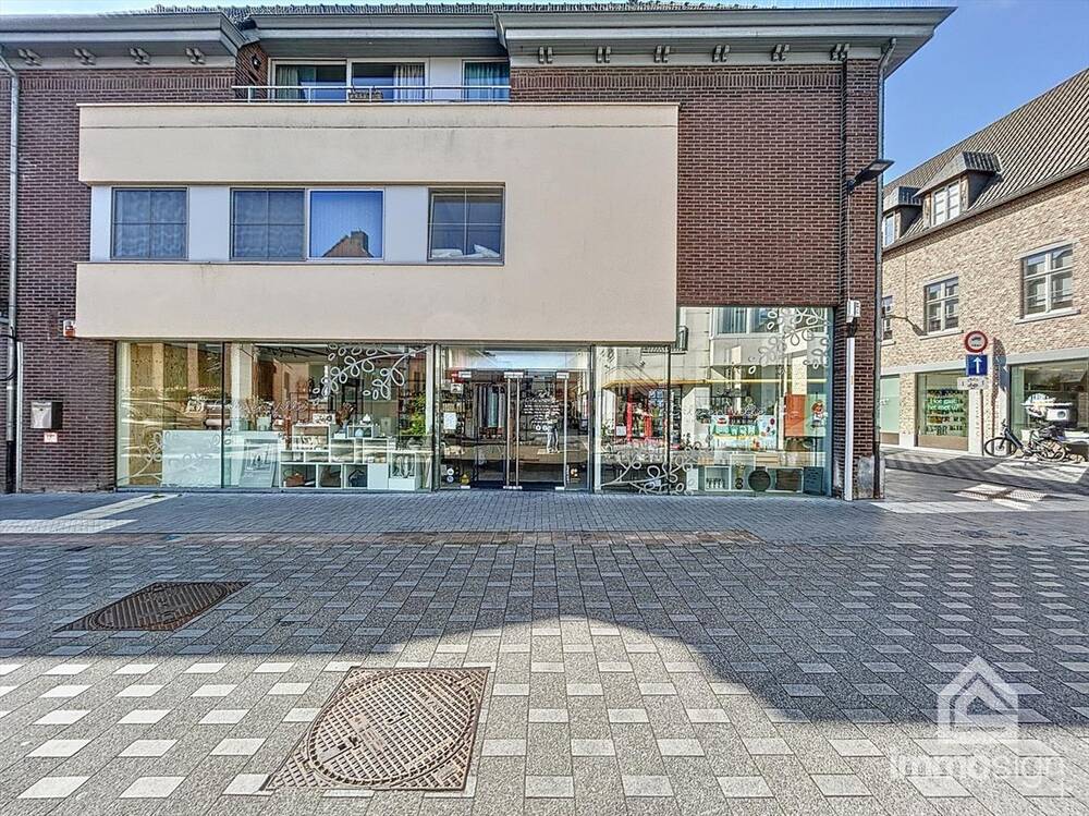 Handelszaak te  koop in Bree 3960 249000.00€  slaapkamers 98.00m² - Zoekertje 123194