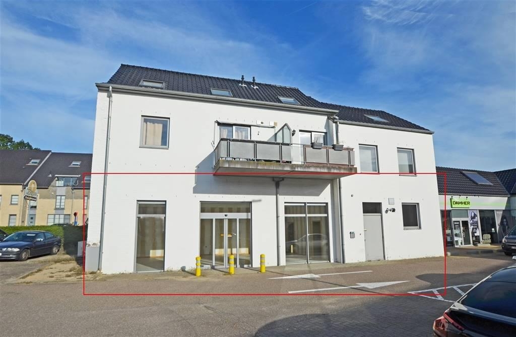 Handelszaak te  koop in Kortessem 3720 249000.00€  slaapkamers 120.00m² - Zoekertje 121329