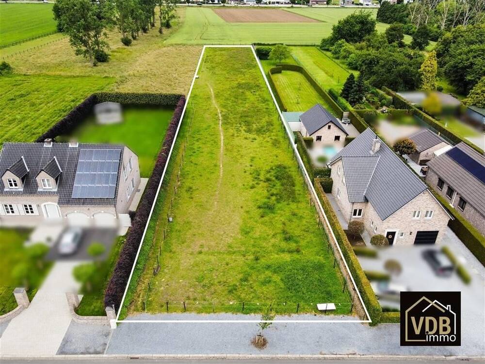 Grond te  koop in Maasmechelen 3630 294000.00€  slaapkamers m² - Zoekertje 127405