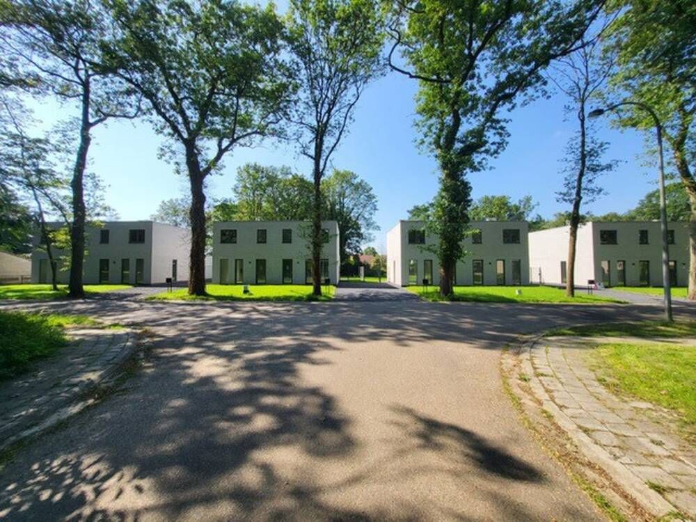 Huis te  koop in Leopoldsburg 3970 307500.00€ 3 slaapkamers 126.00m² - Zoekertje 129461