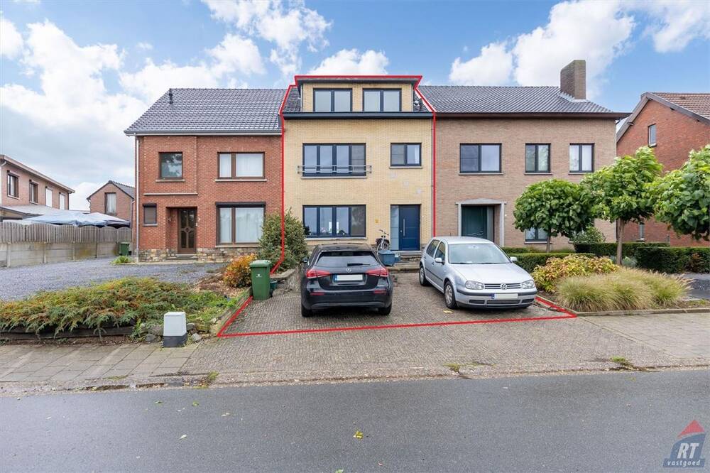 Huis te  koop in Sint-Truiden 3800 310000.00€ 5 slaapkamers 221.00m² - Zoekertje 143399
