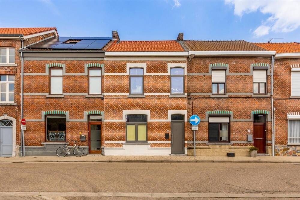 Huis te  koop in Sint-Truiden 3800 197500.00€ 2 slaapkamers 120.00m² - Zoekertje 143397