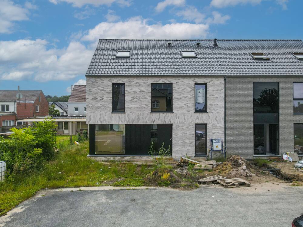 Huis te  koop in Heusden-Zolder 3550 489000.00€ 3 slaapkamers 247.00m² - Zoekertje 151636