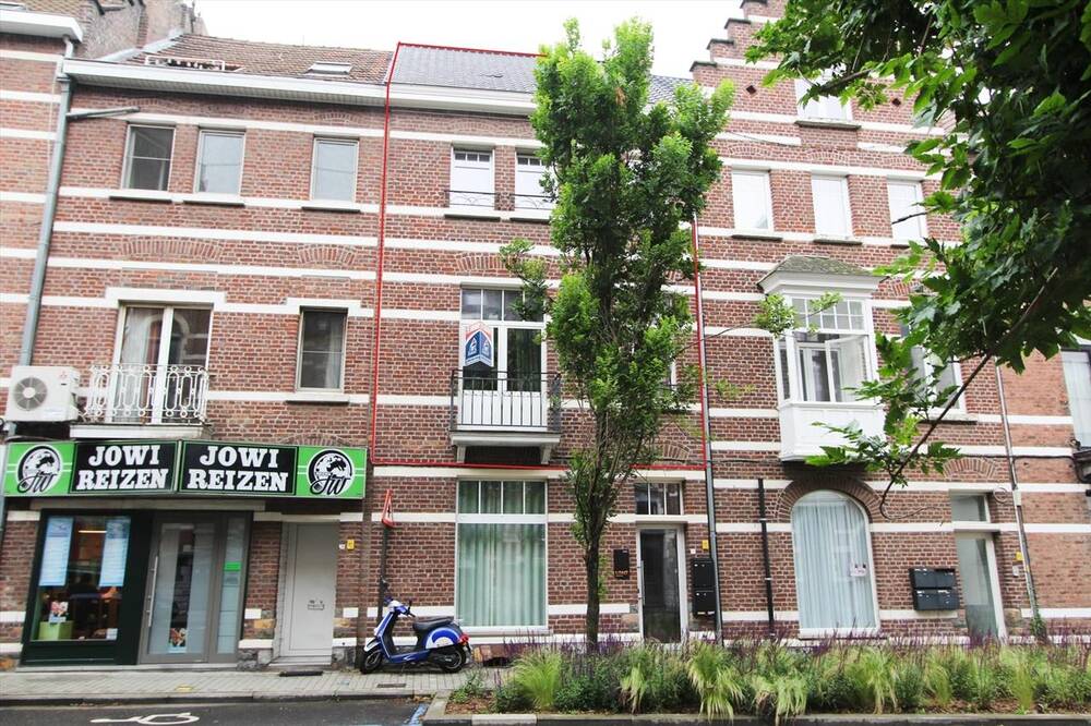 Appartement te  huur in Sint-Truiden 3800 770.00€ 2 slaapkamers 91.00m² - Zoekertje 153046