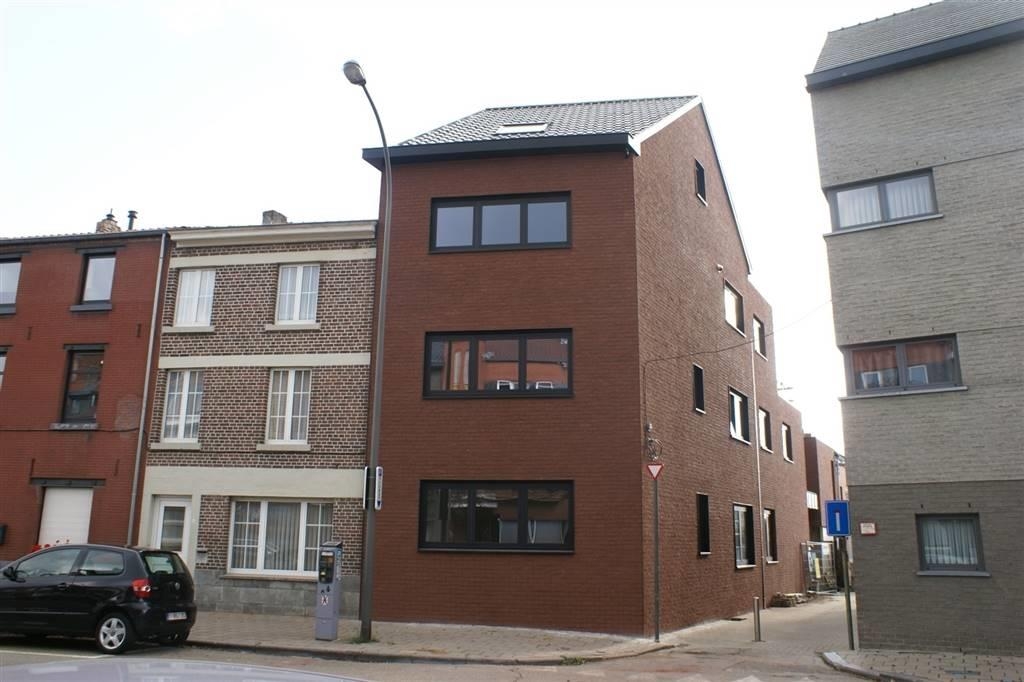 Duplex te  huur in Sint-Truiden 3800 950.00€ 2 slaapkamers m² - Zoekertje 152803