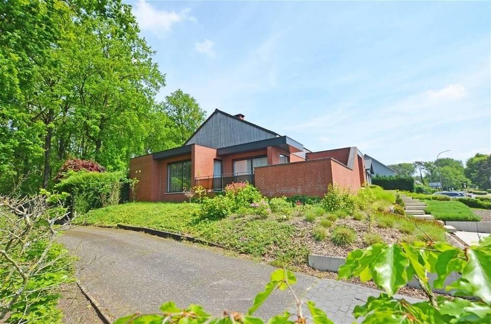 Huis te  koop in Houthalen-Helchteren 3530 440000.00€ 3 slaapkamers 185.00m² - Zoekertje 158581