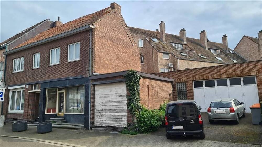 Huis te  koop in Munsterbilzen 3740 225000.00€  slaapkamers 215.00m² - Zoekertje 157859