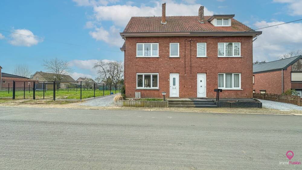 Huis te  koop in Heusden-Zolder 3550 279000.00€ 5 slaapkamers 162.00m² - Zoekertje 161805