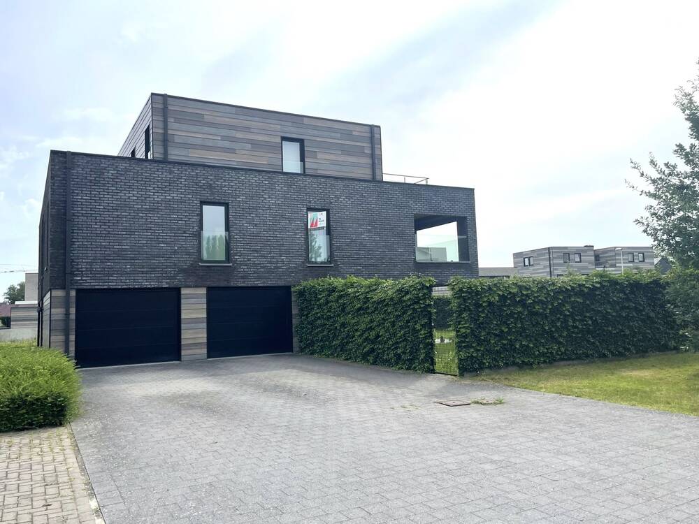 Appartement te  huur in Zonhoven 3520 1150.00€ 3 slaapkamers m² - Zoekertje 166417