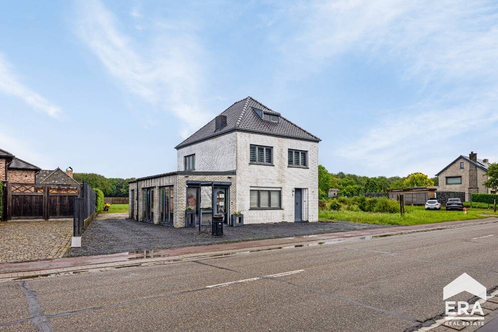 Huis te  koop in Opglabbeek 3660 349000.00€ 4 slaapkamers 211.00m² - Zoekertje 165570