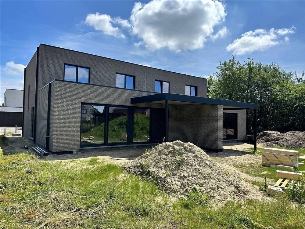 Huis te  huur in Neerpelt 3910 1450.00€ 3 slaapkamers 160.00m² - Zoekertje 167065