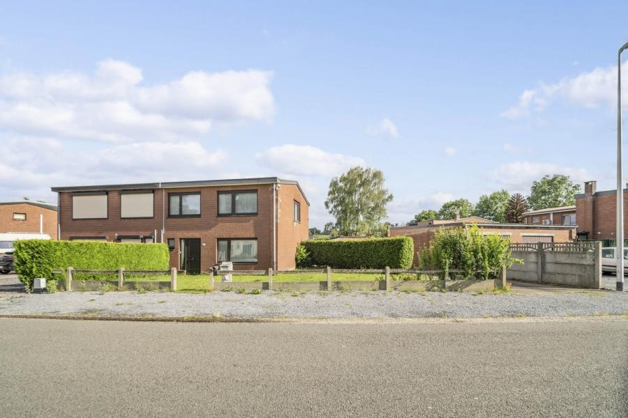 Huis te  koop in Houthalen-Helchteren 3530 285000.00€ 4 slaapkamers 145.00m² - Zoekertje 167364