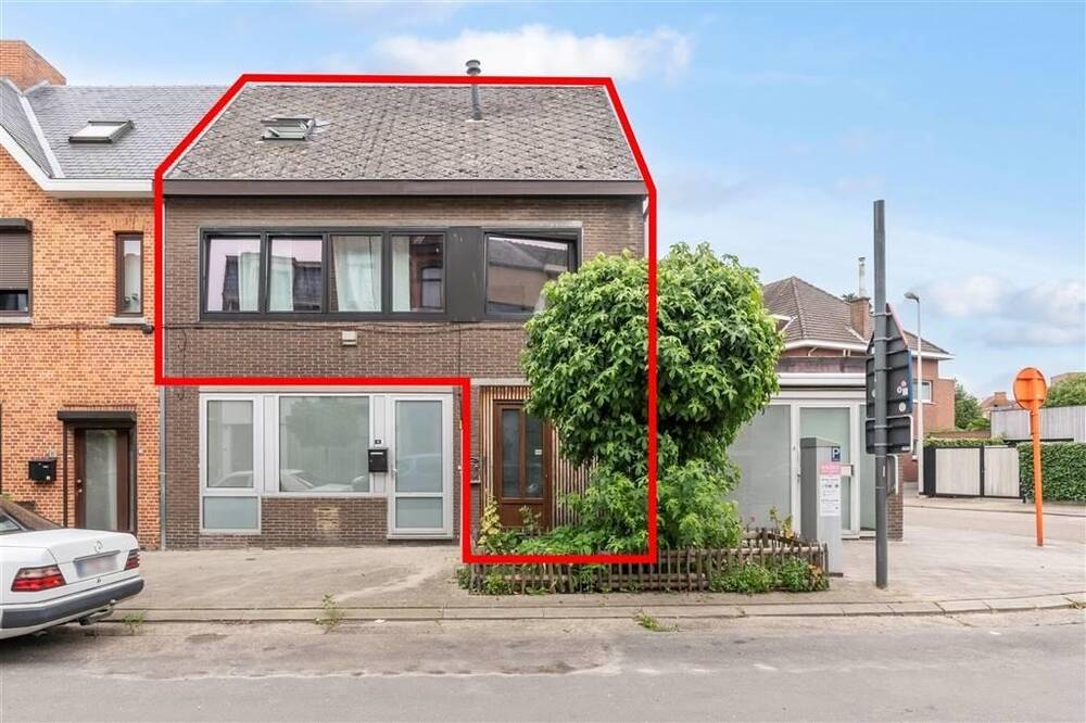 Appartement te  koop in Hasselt 3500 175000.00€ 1 slaapkamers 112.00m² - Zoekertje 166959