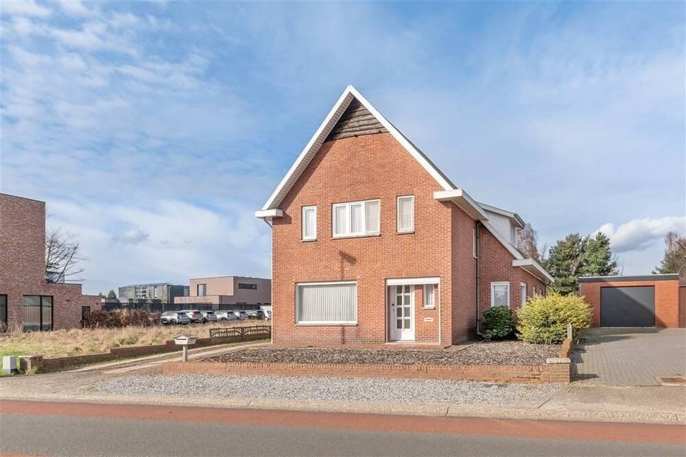 Huis te  koop in Lommel 3920 265000.00€ 3 slaapkamers 172.00m² - Zoekertje 169062