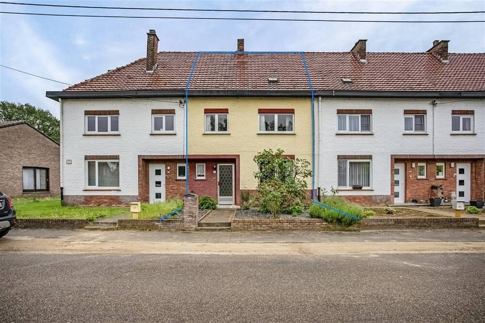 Huis te  koop in Heusden-Zolder 3550 185000.00€ 3 slaapkamers 157.00m² - Zoekertje 169520