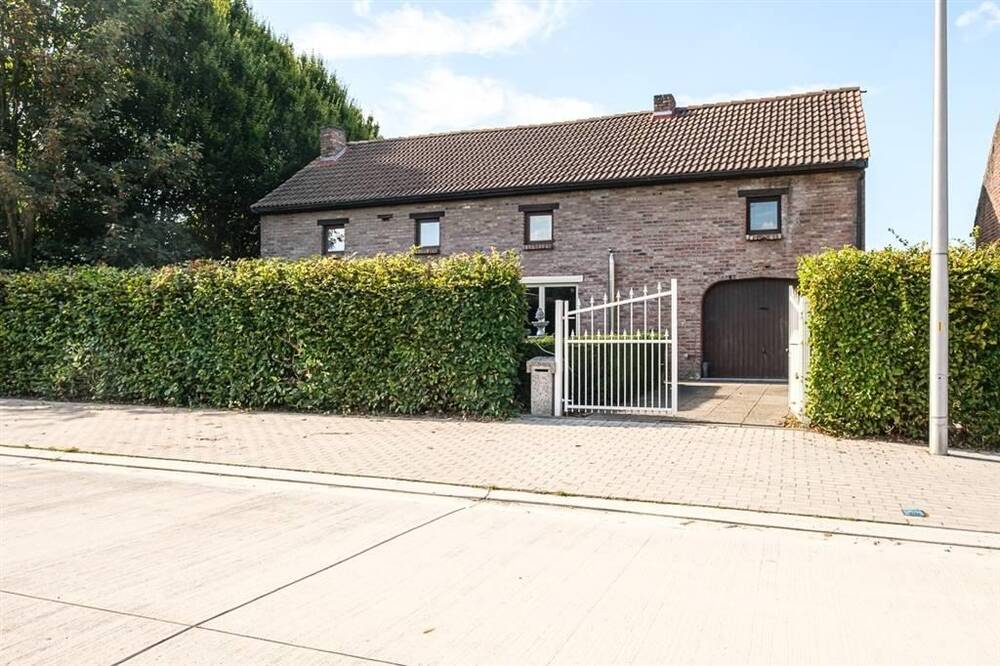 Huis te  koop in Heers 3870 215000.00€ 3 slaapkamers 172.00m² - Zoekertje 176844