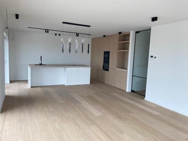 Appartement te  huur in Hasselt 3500 1500.00€ 2 slaapkamers m² - Zoekertje 187310