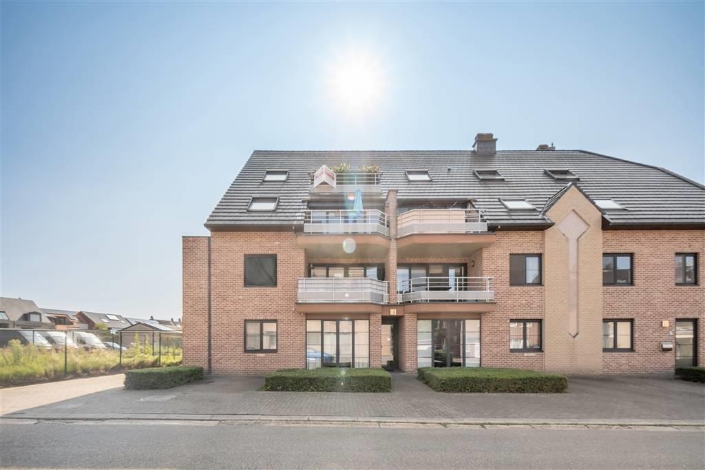 Appartement te  koop in Bilzen 3740 330000.00€ 3 slaapkamers 186.00m² - Zoekertje 201172