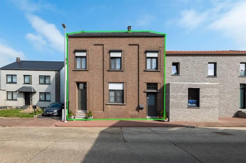 Huis te  koop in Montenaken 3890 285000.00€ 4 slaapkamers 241.00m² - Zoekertje 211326