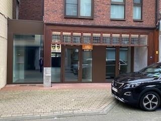 Handelszaak te  huur in Bilzen 3740 1250.00€  slaapkamers m² - Zoekertje 220899