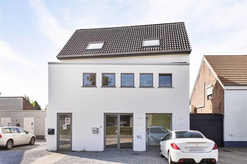 Huis te  koop in Tessenderlo 3980 680000.00€ 2 slaapkamers m² - Zoekertje 222118