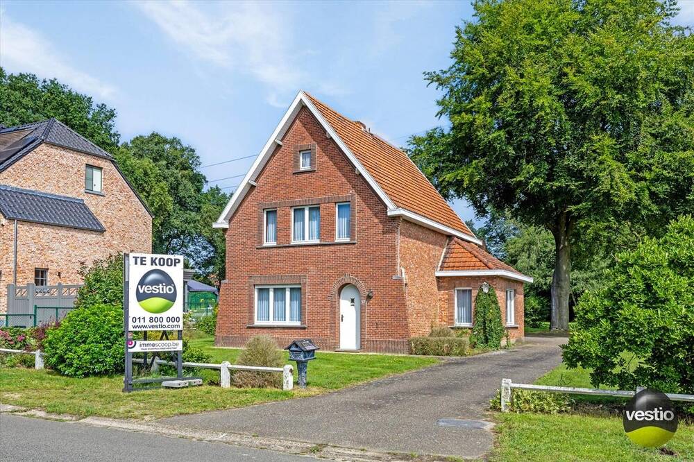 Huis te  koop in Houthalen-Helchteren 3530 299000.00€ 3 slaapkamers 190.00m² - Zoekertje 222444