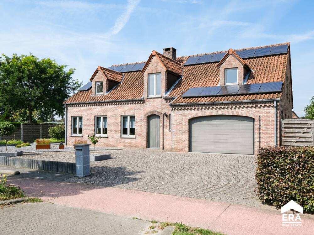 Huis te  koop in Hechtel 3940 445000.00€ 3 slaapkamers 341.00m² - Zoekertje 225119