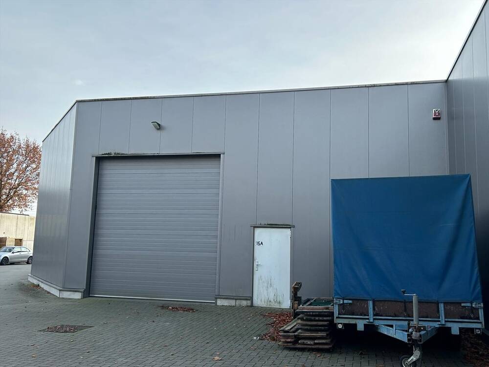 Handelszaak te  huur in Hamont 3930 660.00€  slaapkamers 132.00m² - Zoekertje 230616