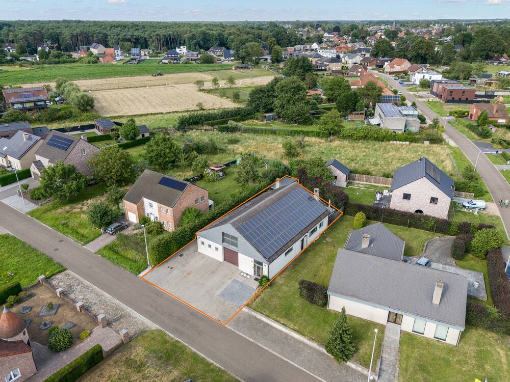 Handelszaak te  koop in Leopoldsburg 3970 449500.00€  slaapkamers 700.00m² - Zoekertje 231647