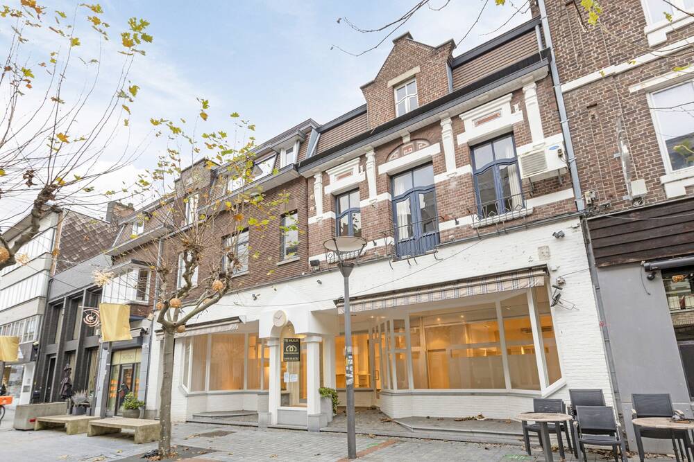 Handelszaak te  huur in Genk 3600 2500.00€  slaapkamers 200.00m² - Zoekertje 235887