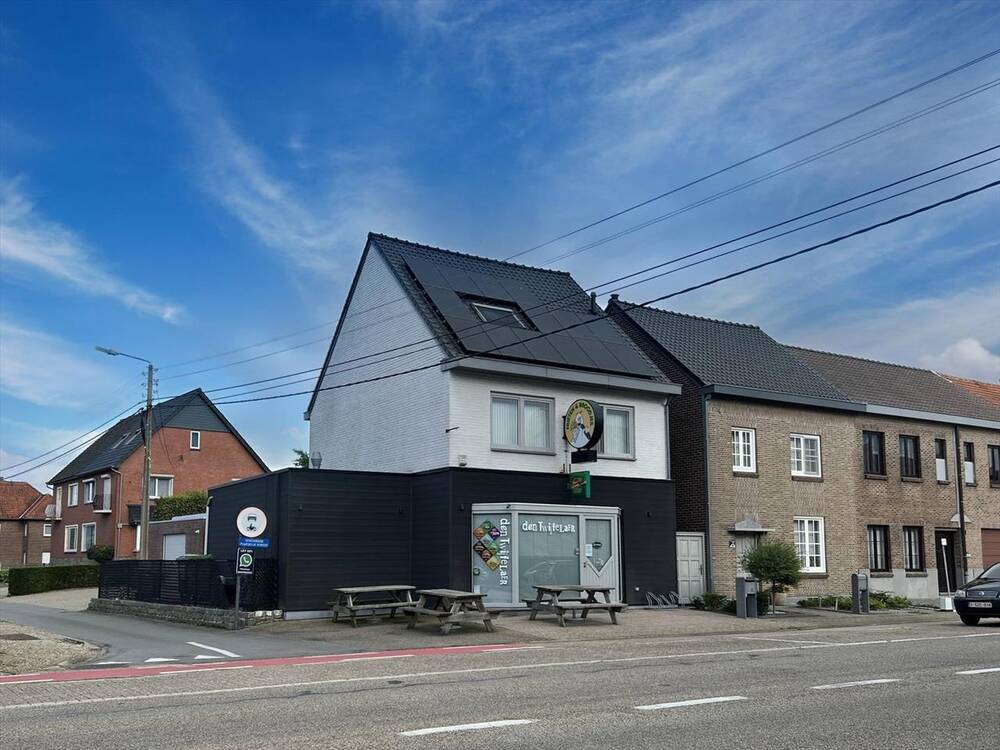 Handelszaak te  koop in Maaseik 3680 439000.00€ 4 slaapkamers 190.00m² - Zoekertje 237611