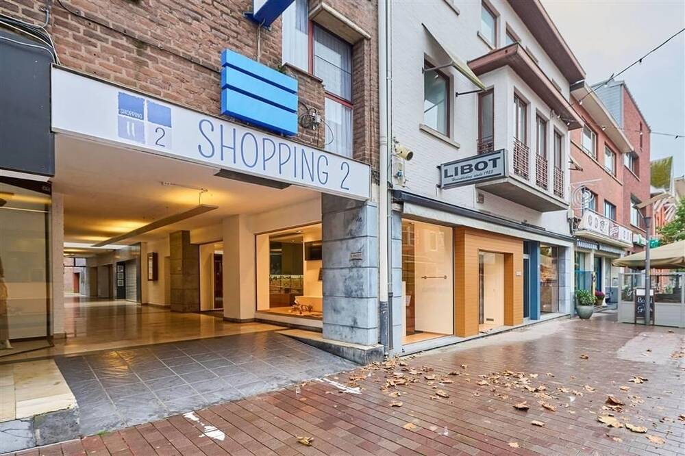 Handelszaak te  koop in Genk 3600 202000.00€  slaapkamers 171.00m² - Zoekertje 241217