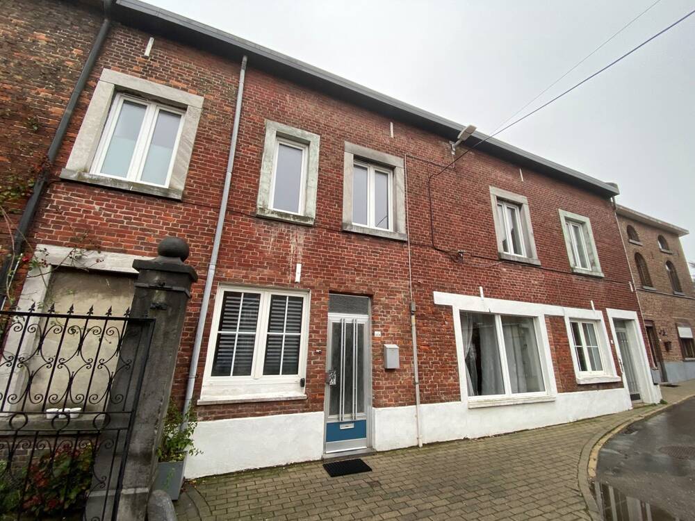 Huis te  koop in Borgloon 3840 295000.00€ 7 slaapkamers 285.00m² - Zoekertje 248140