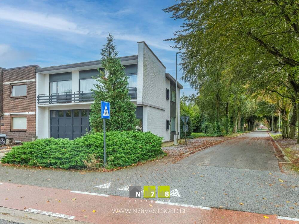 Huis te  koop in As 3665 279000.00€ 5 slaapkamers 220.00m² - Zoekertje 261849