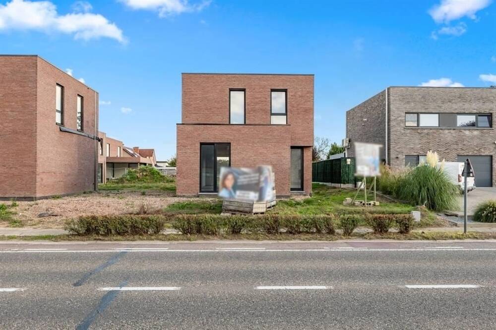 Huis te  koop in Brustem 3800 371900.00€ 3 slaapkamers 150.00m² - Zoekertje 262149