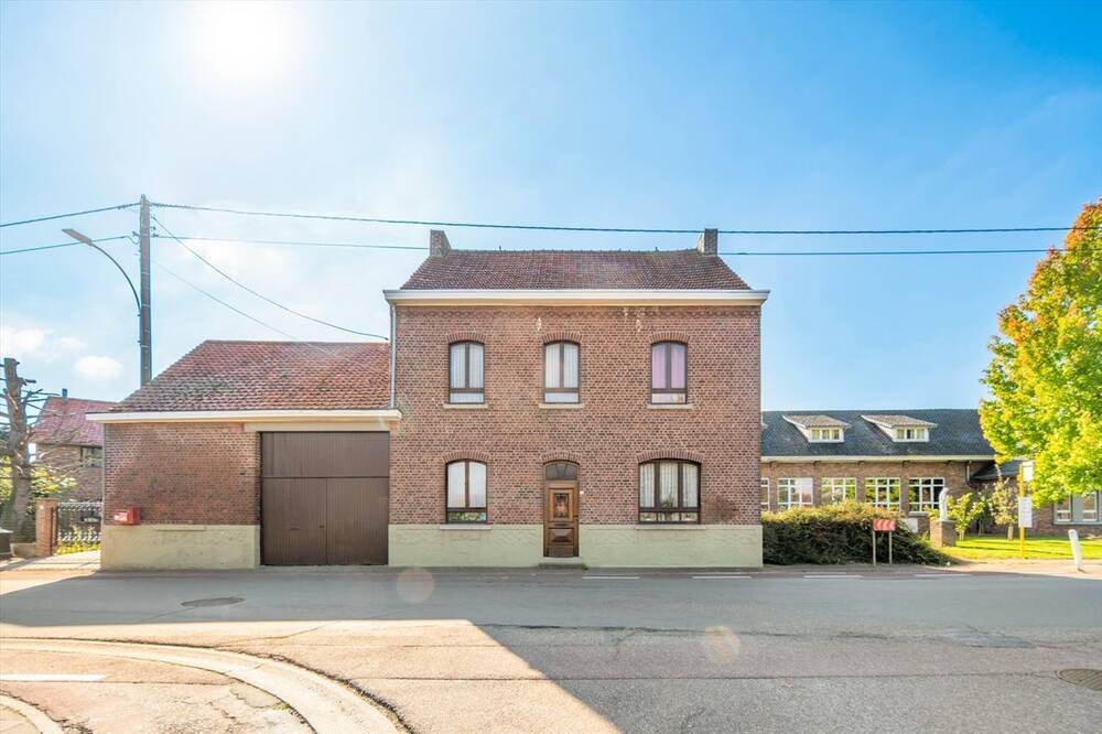 Handelszaak te  koop in Sint-Truiden 3800 240000.00€ 4 slaapkamers 170.00m² - Zoekertje 261863