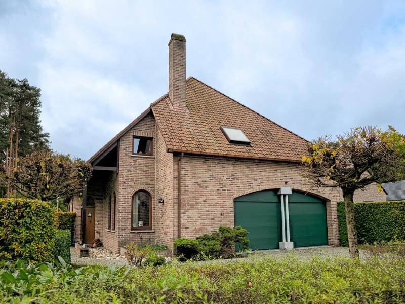 Huis te  koop in Zutendaal 3690 649000.00€ 4 slaapkamers 387.00m² - Zoekertje 269252