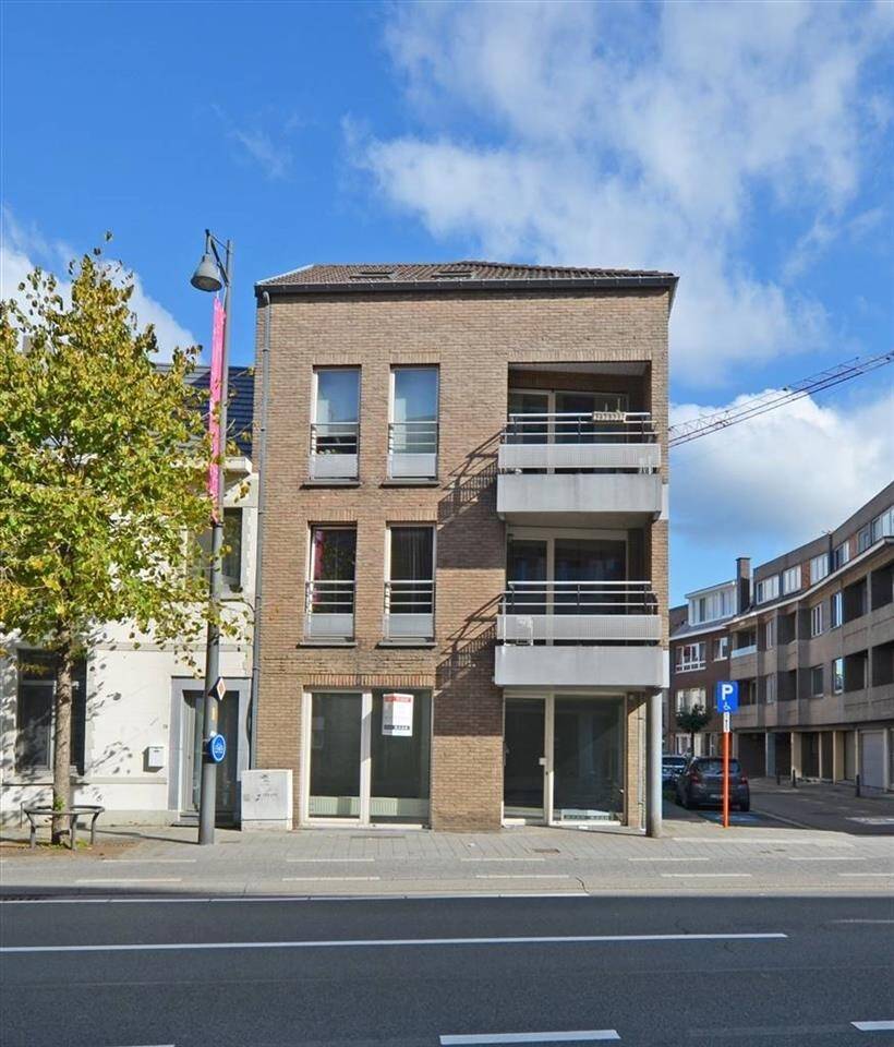 Handelszaak te  huur in Hasselt 3500 1350.00€  slaapkamers 111.00m² - Zoekertje 271091