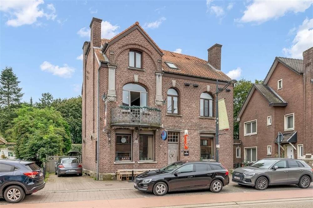 Huis te  koop in Hechtel 3940 379000.00€ 3 slaapkamers 284.00m² - Zoekertje 272527