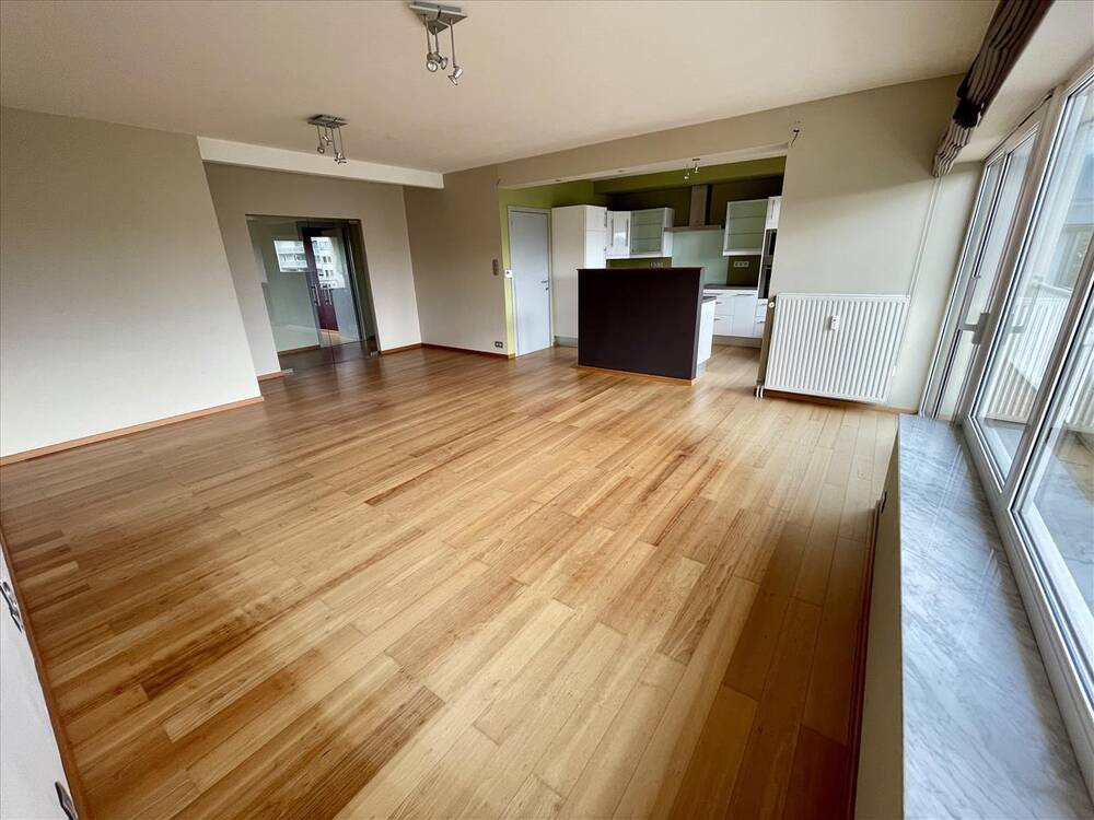 Appartement te  koop in Genk 3600 0.00€ 2 slaapkamers m² - Zoekertje 272416