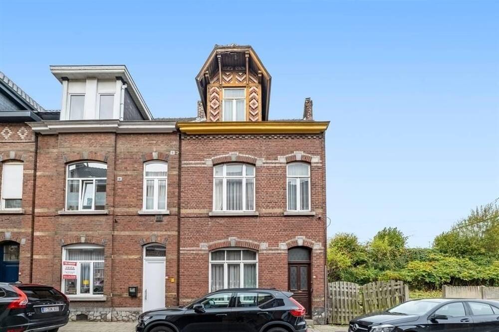 Huis te  koop in Sint-Truiden 3800 159000.00€ 4 slaapkamers 264.00m² - Zoekertje 284058