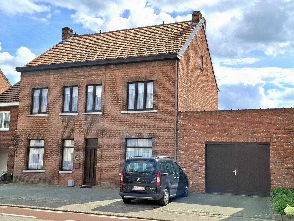 Huis te  koop in Leopoldsburg 3970 365000.00€ 5 slaapkamers 310.00m² - Zoekertje 286322