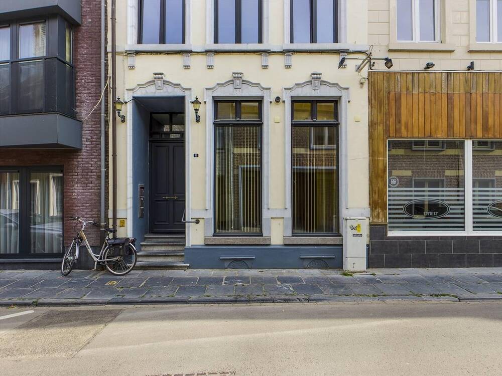 Handelszaak te  huur in Maaseik 3680 550.00€  slaapkamers 0.00m² - Zoekertje 295459