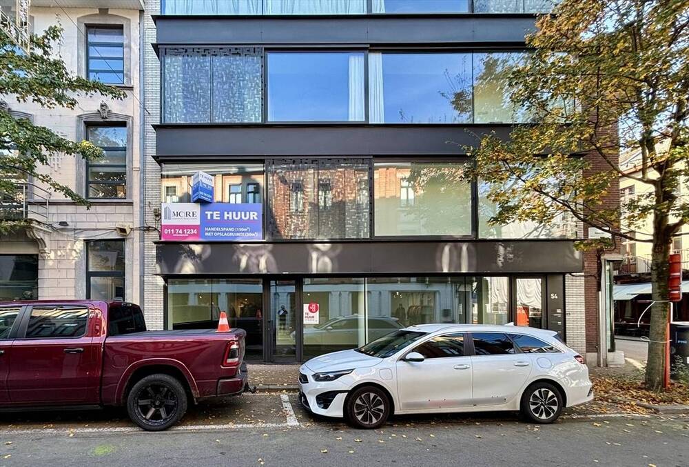 Handelszaak te  huur in Hasselt 3500 2500.00€  slaapkamers 150.00m² - Zoekertje 295566