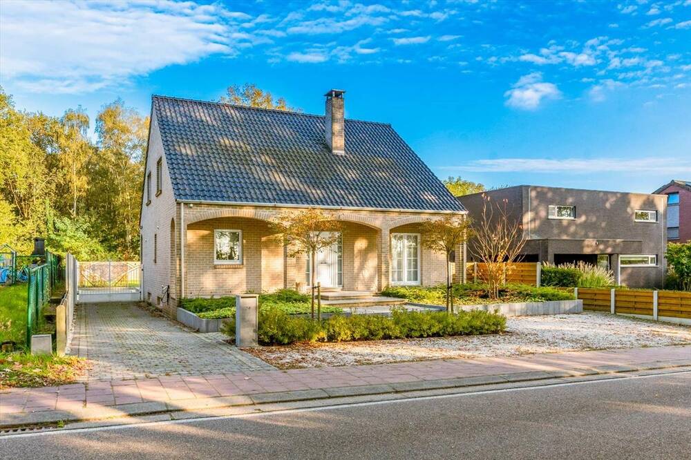 Huis te  koop in Houthalen 3530 449000.00€ 4 slaapkamers 312.00m² - Zoekertje 298749