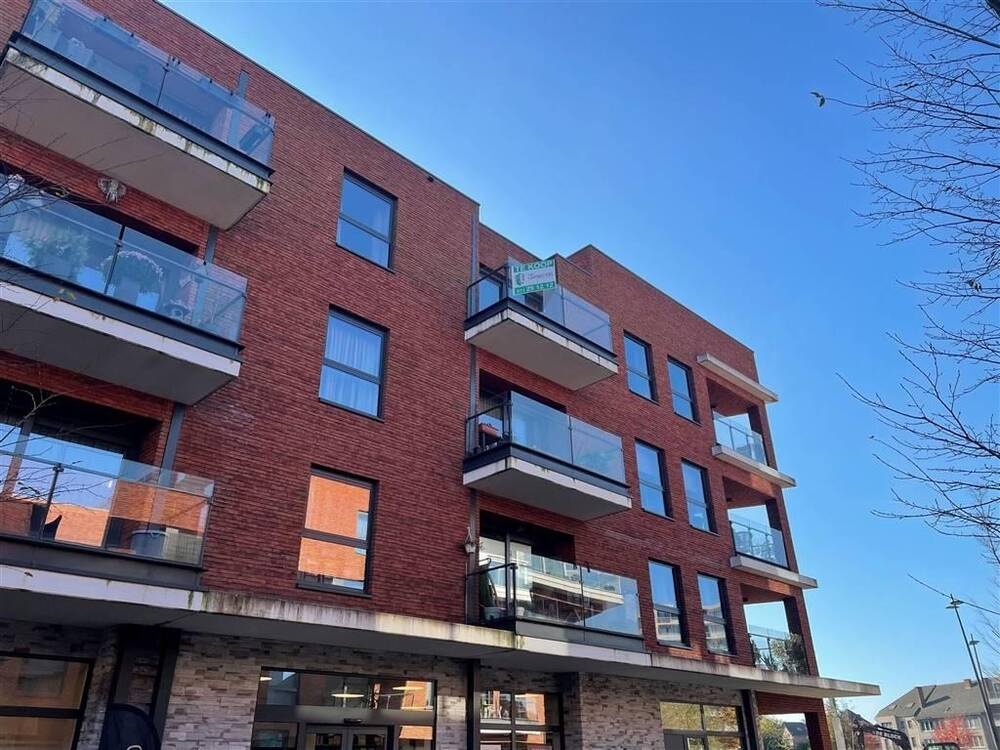 Appartement te  koop in Genk 3600 154000.00€ 1 slaapkamers 54.00m² - Zoekertje 298257